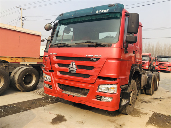 牵引车6x4红色 (17)