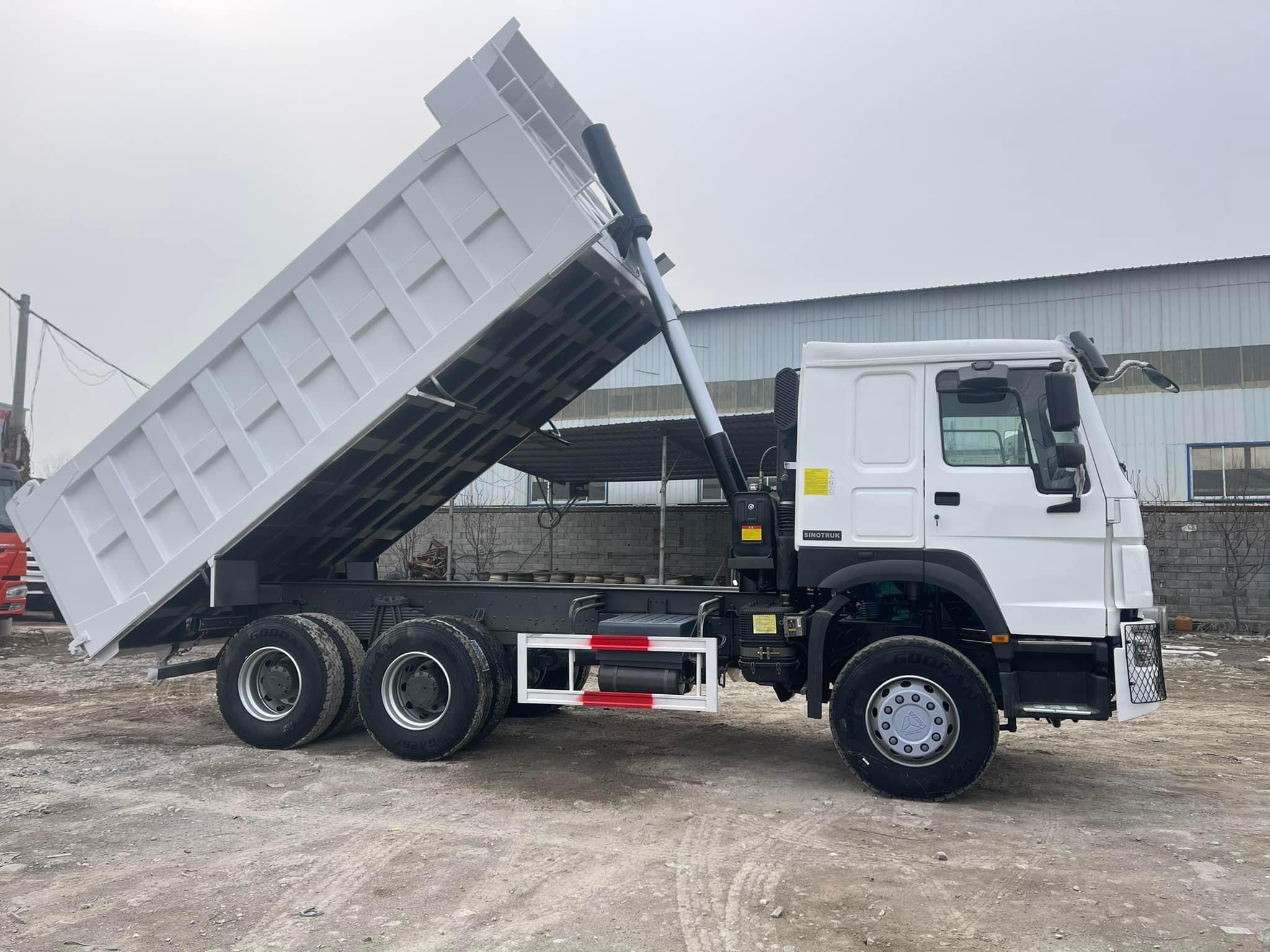 Trucks Mining Howo 6X4 A7 Euro 2 Chinese New Tipper China Heavy 10 Wheel Used Dump Truck for Sale