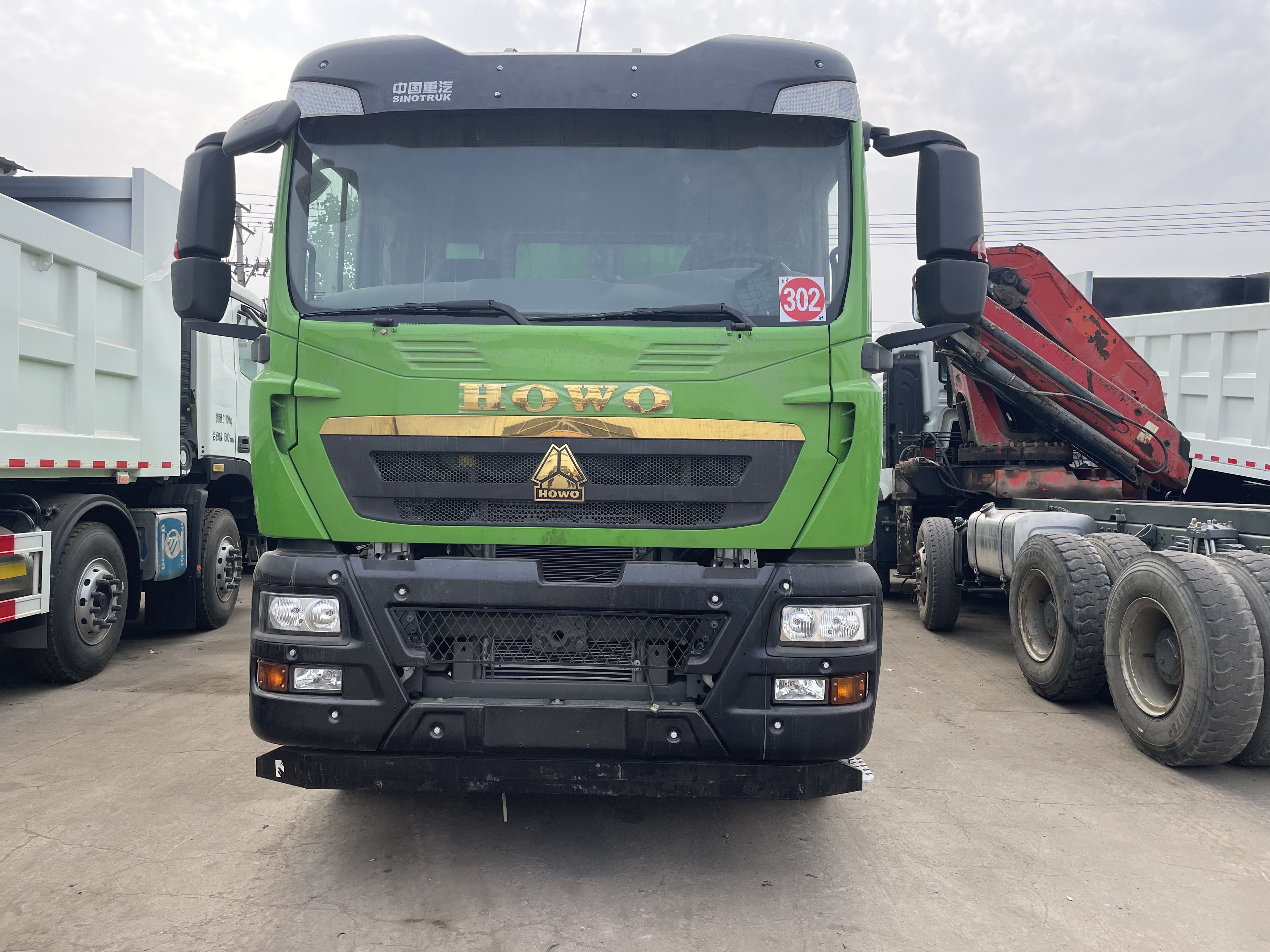 Trucks Mining Howo 6X4 A7 Chinese New Tipper China Heavy 10 Wheel Used Dump Truck for Sale